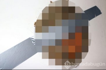 Bu kez duvara öyle bir şey bantladılar ki