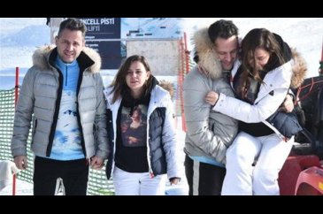 Merve Özbey nişanlısıyla kar tatiline çıktı