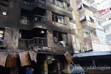 Yedi katlı bina 2 saatte böyle oldu!