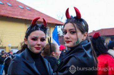 Vevçani Karnavalı'ndan renkli görüntüler