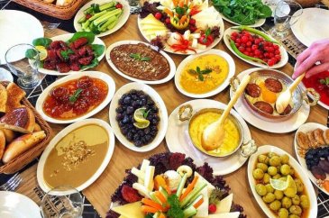 Şehre göre kahvaltı! Polemik devam ediyor