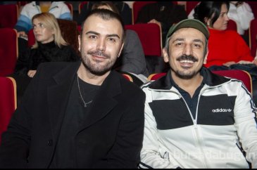 Aşkın 'Simge'sini arıyor