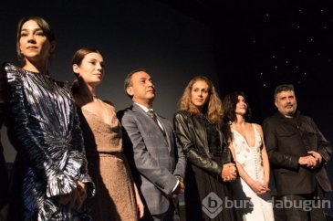 Aşk Tesadüfleri Sever 2'ye Paris'te gala