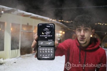 Sivas'ta havaya atılan su yere buz taneciği olarak düştü