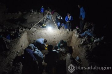 Höyükten çıkan tarihi 'oyun seti'nin eksik parçaları işte böyle gör...