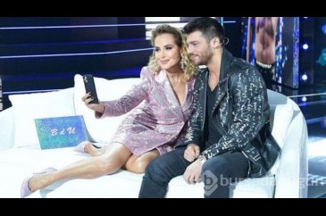 Can Yaman'a 'Beraber yaşayabiliriz' teklifi
