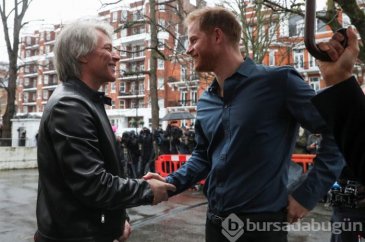 Prens Harry ünlü rock müzisyeniyle düet yaptı!