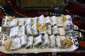 Lokum ve baklavasını da yaptılar