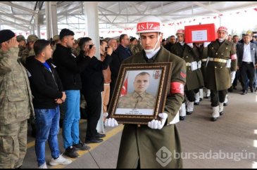 İdlib şehidi göz yaşlarıyla son yolculuğuna uğurlandı!