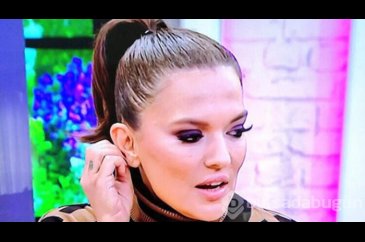 Demet Akalın'ın kızı her gece soruyor: "Arkadaşlarım ölmeyecek deği...