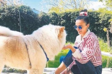 Hande Soral da 'Evde Kal' dedi