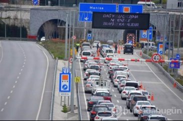 İzmir'de kilometrelerce kuyruk!
