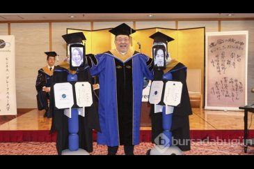 Kovid-19 sebebiyle robotlar aracılığıyla mezun oldu
