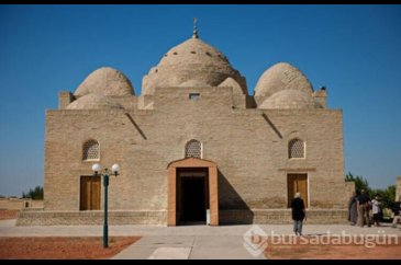 Türklere ait eski camii Dragon! 