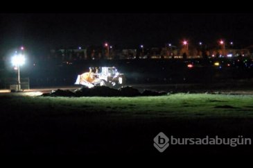 Salgın hastanelerindeki çalışmalar gece de devam etti