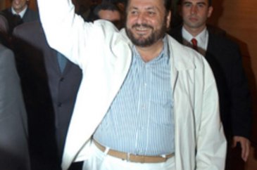 Haydar Baş corona virüsten hayatını kaybetti