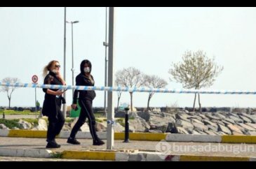 Avcılar'ın sahili de caddesi de dolu
