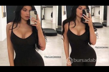 Kylie Jenner'dan ablasına destek! 