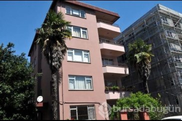 Siparişe gelen kurye yaşlı kadını boğarak öldürdü!