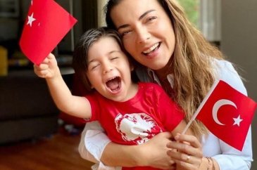 Burcu Kara'dan acı haber