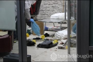 Duvarı delerek 400 bin liralık hırsızlık yaptılar