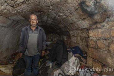 Bu adam 15 yıldır mağarada yaşıyor