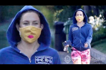 Kate Hudson'dan öpücüklü maske