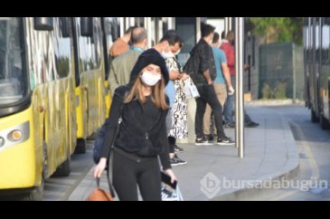 Sokağa çıkma kısıtlaması sona erdi, vatandaşlar yollara döküldü