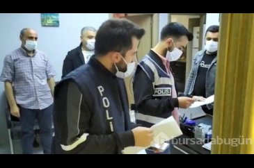 Esenyurt'ta sahte seyahat belgesi baskını
