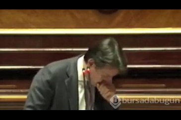 İtalya Başbakanı Guiseppe Conte öksürük krizine girdi!