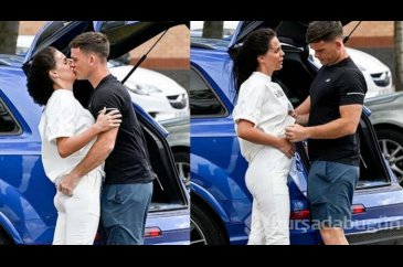  İngiliz model Danielle Lloyd otoparkta aşka geldi