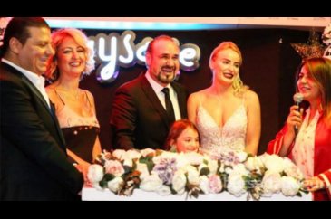 Hakan Aysev'in 6'ncı evliliği de bitiyor