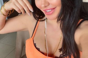 Ebru Polat: Arkadaşım sevgilime sarkıntılık yaptı