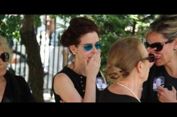 Pelin Batu: Annem hayatını kaybetti