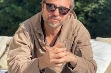 Yakışıklı oyuncu Engin Altan Düzyatan paylaştı sosyal medya coştu!
