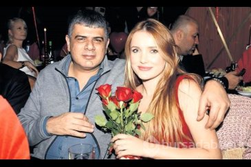 Çocuk kaçırma suçlamasıyla eşinden şikayetçi olan Meral Kaplan'ın d...