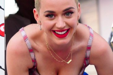 Katy Perry'nin intihar itirafı şaşırttı  