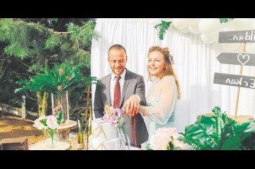 Vildan Atasever ve Erkan Akdemir ayrıldı
