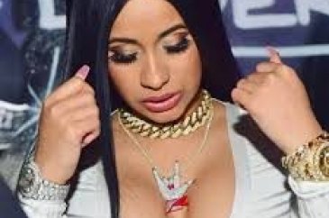 Cardi B'den Kösem Sultan yorumu: Düşmanlarını öldürmesi zaman alıyor