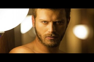 Kıvanç Tatlıtuğ'un reklam filminden kazandığı para dudak uçuklattı