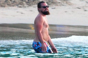 Oscar ödüllü Leonardo DiCaprio'nun 45 yaş göbeği
