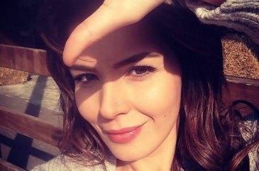 Hatice Şendil'in dudaklarına ne oldu?