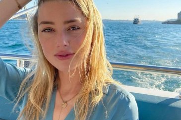 Amber Heard, Türkiye gezisine devam ediyor

