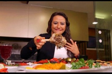 Ezgi Sertel-Ozan Çobanoğlu çiftinden aile pozu