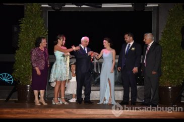 Aile yemeğinde buluştular