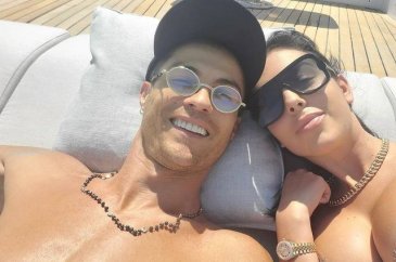 Ronaldo'dan sevgilisine 6 milyonluk teklif