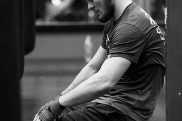 Khabib'in tarihi kararı sonrası! Dövüş dünyasını şaşkına çeviren ol...