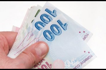 Milyonlar bekliyor! İşte asgari ücrette olası zamlar