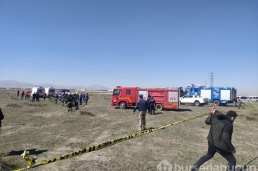 Konya'da askeri gösteri uçağı düştü