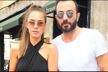 Bensu Soral ile Hakan Baş boşanıyor...
